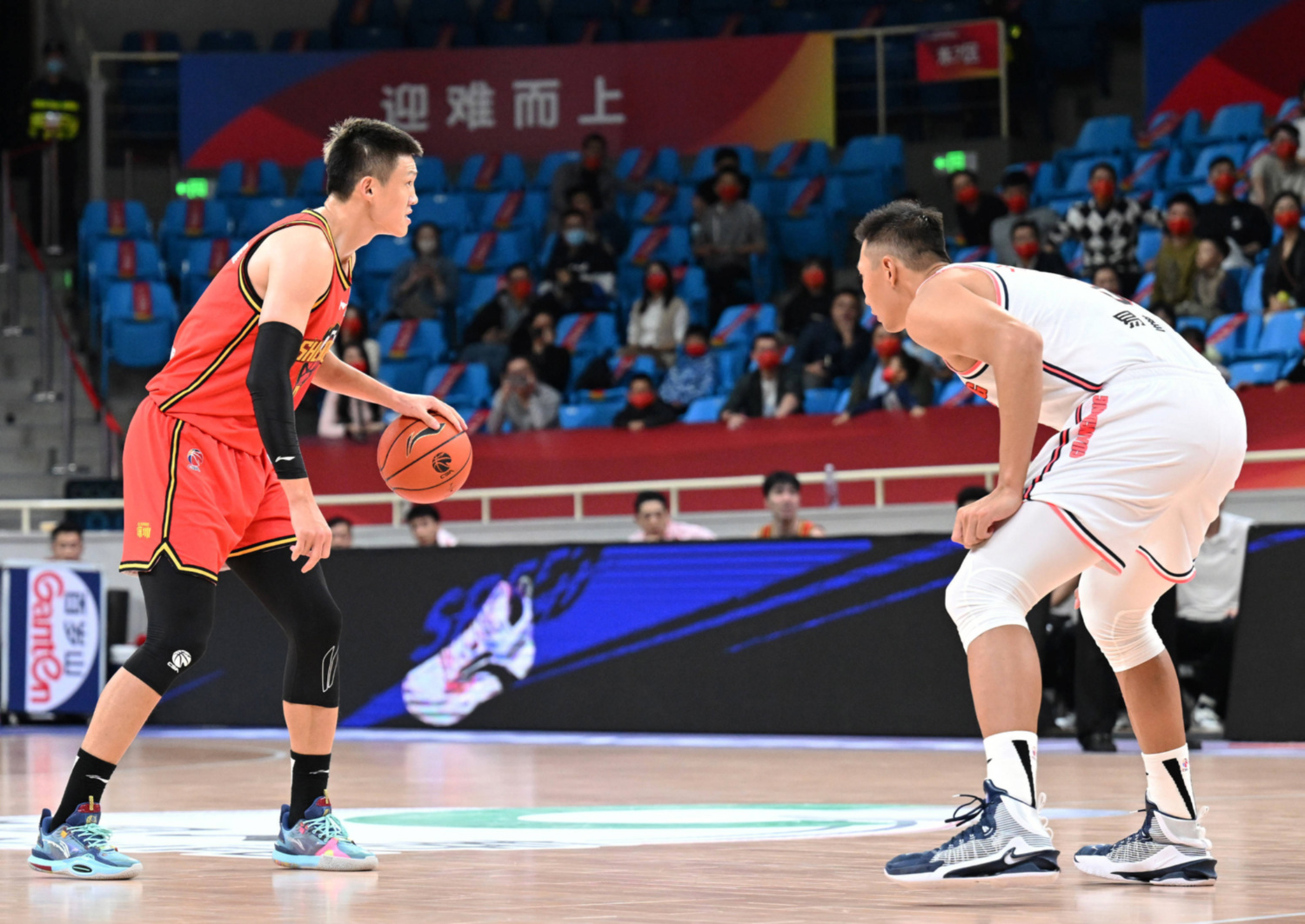 关于关键时刻体能课后，深圳男篮调整名单备战欧篮联，震撼外界，训练强度明显提升的信息九游游戏平台