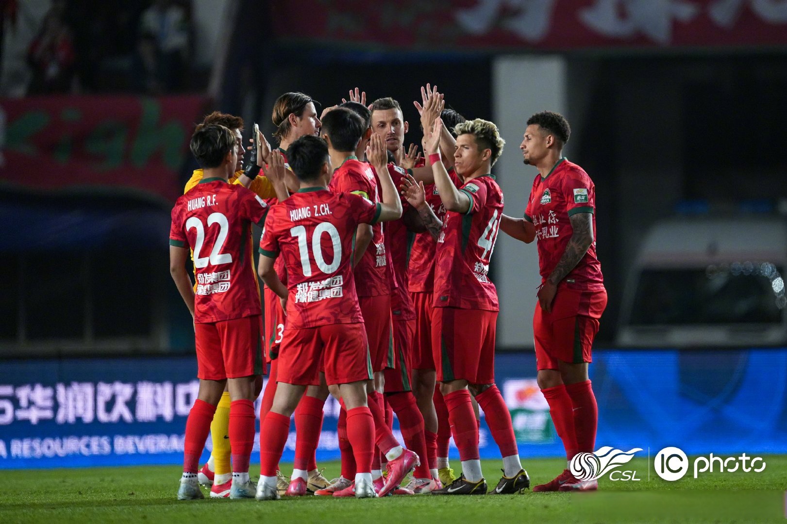 关于赛后葡超焦点战,里昂状态回暖,质疑声仍在,球队文化再被提及的信息 关于赛后葡超焦点战,里昂状态回暖,质疑声仍在,球队文化再被提及的信息